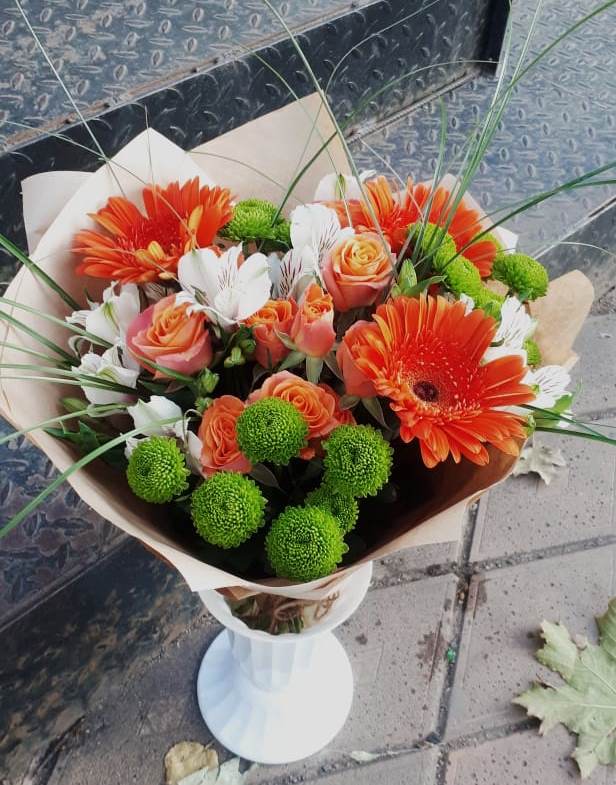 Букет цветов из: Герберы, Хризантемы, Альстромерии и Розы в Ясенской