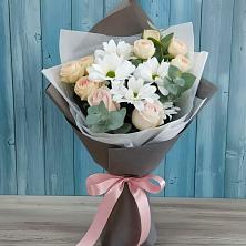 Букет цветов из:  Хризантемы и Розы в Ясенской
