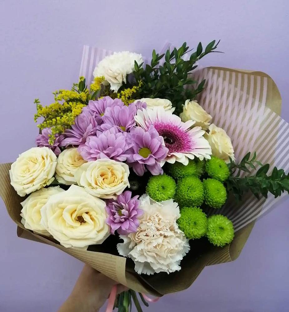 Букет цветов из: Хризантемы, Розы, Гвоздики и Герберы в Ясенской