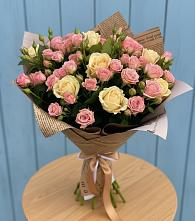 Букет цветов из:  Розы в Ясенской