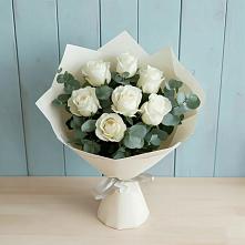 Букет Белые розы в Эвкалипте в Ясенской